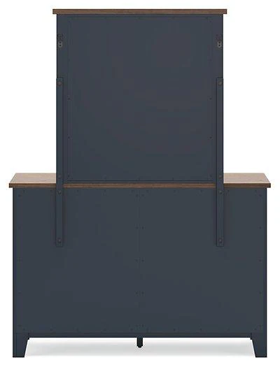 Landocken Dresser and Mirror - Image 19