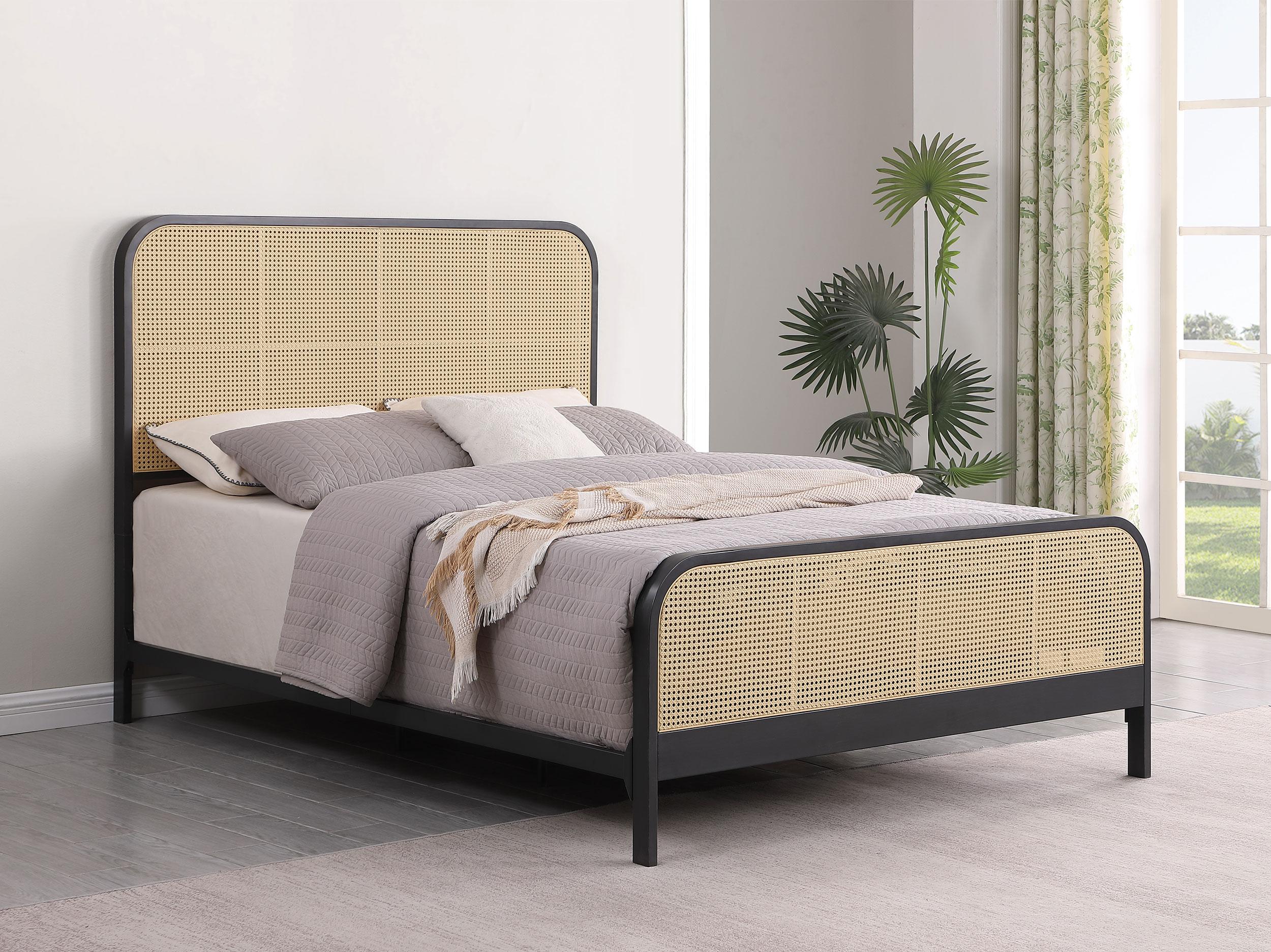 Lanewood Panel Bed - Image 26