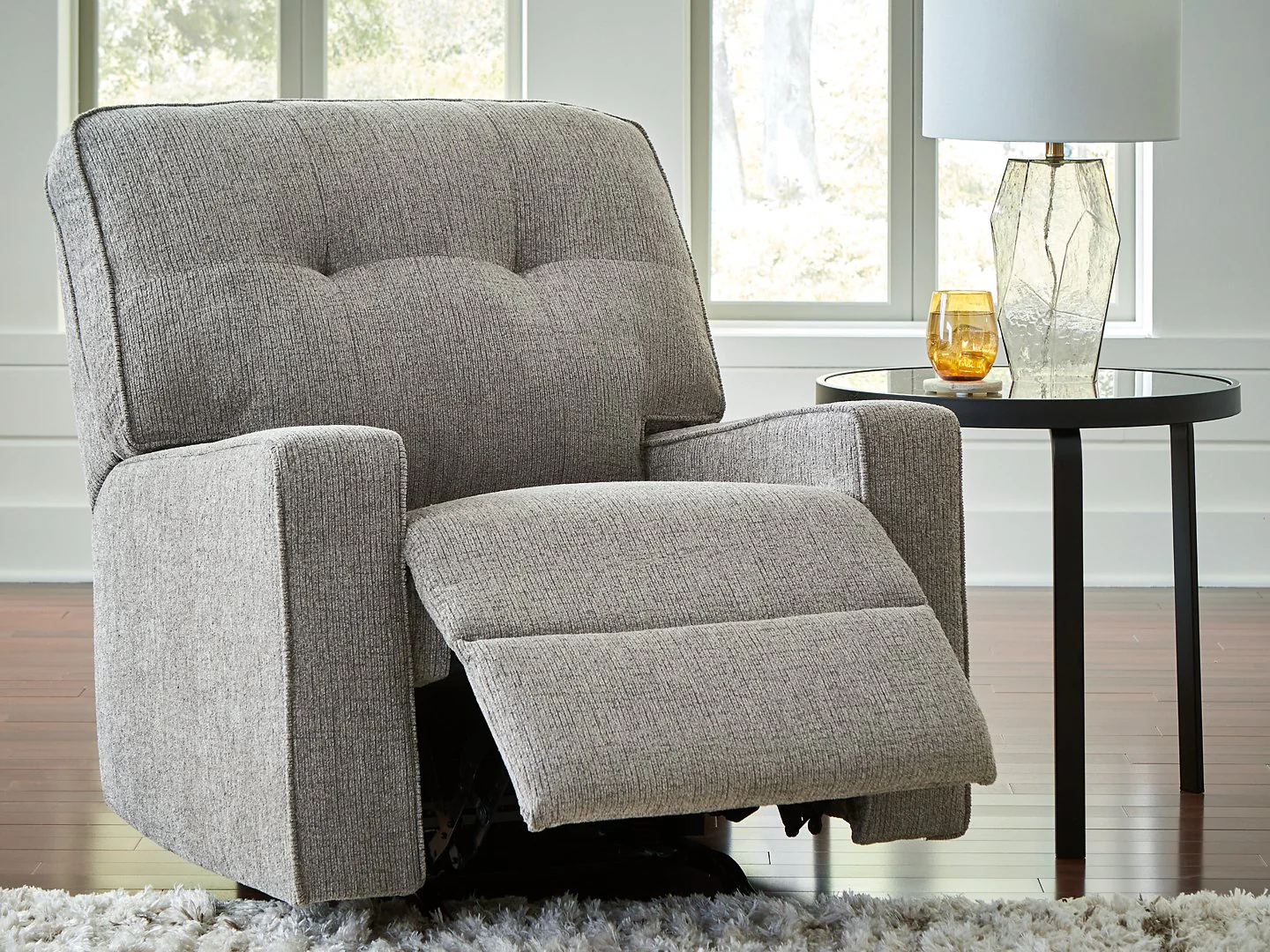 Larimer Recliner - Image 5