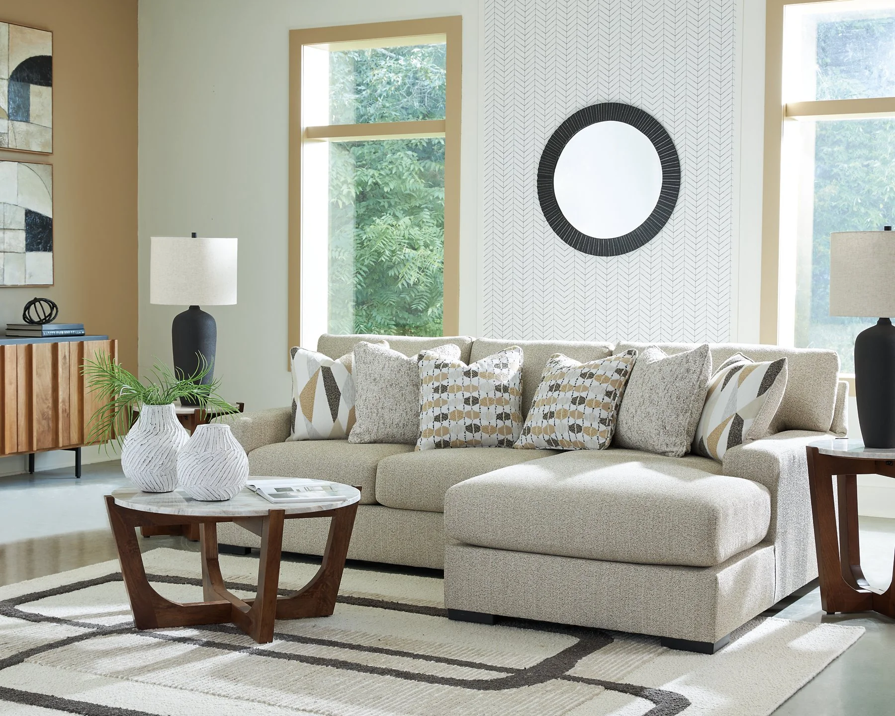 Laurelgrove Sectional Sofa Chaise - Image 3