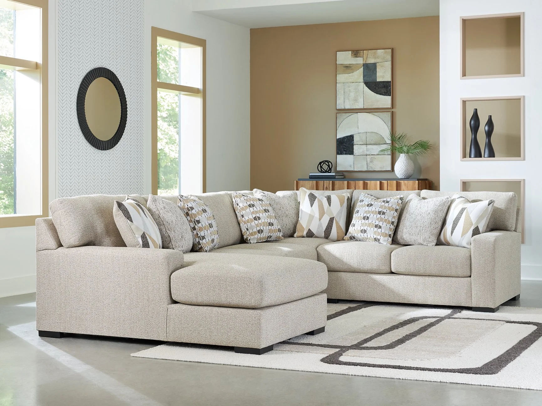 Laurelgrove Sectional with Chaise - Image 6