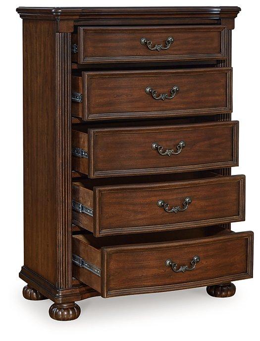 Lavinton Chest of Drawers - Image 5