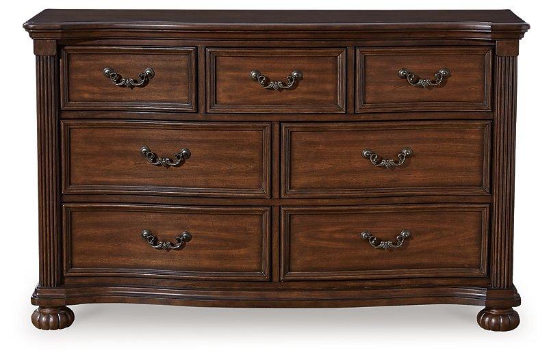Lavinton Dresser and Mirror - Image 7