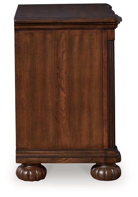 Lavinton Nightstand - Image 7