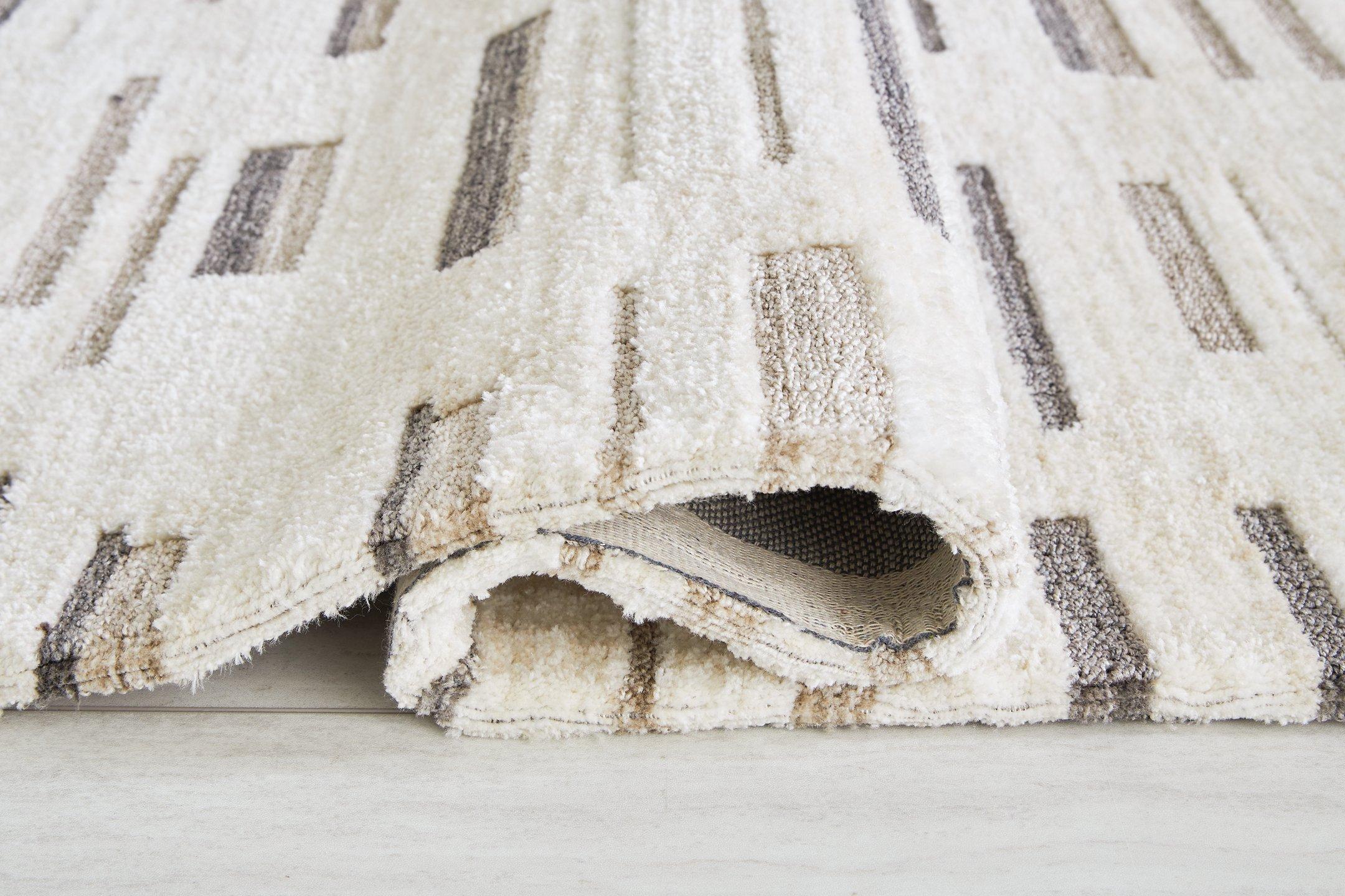 Leesdale 5' x 7' Rug - Image 6
