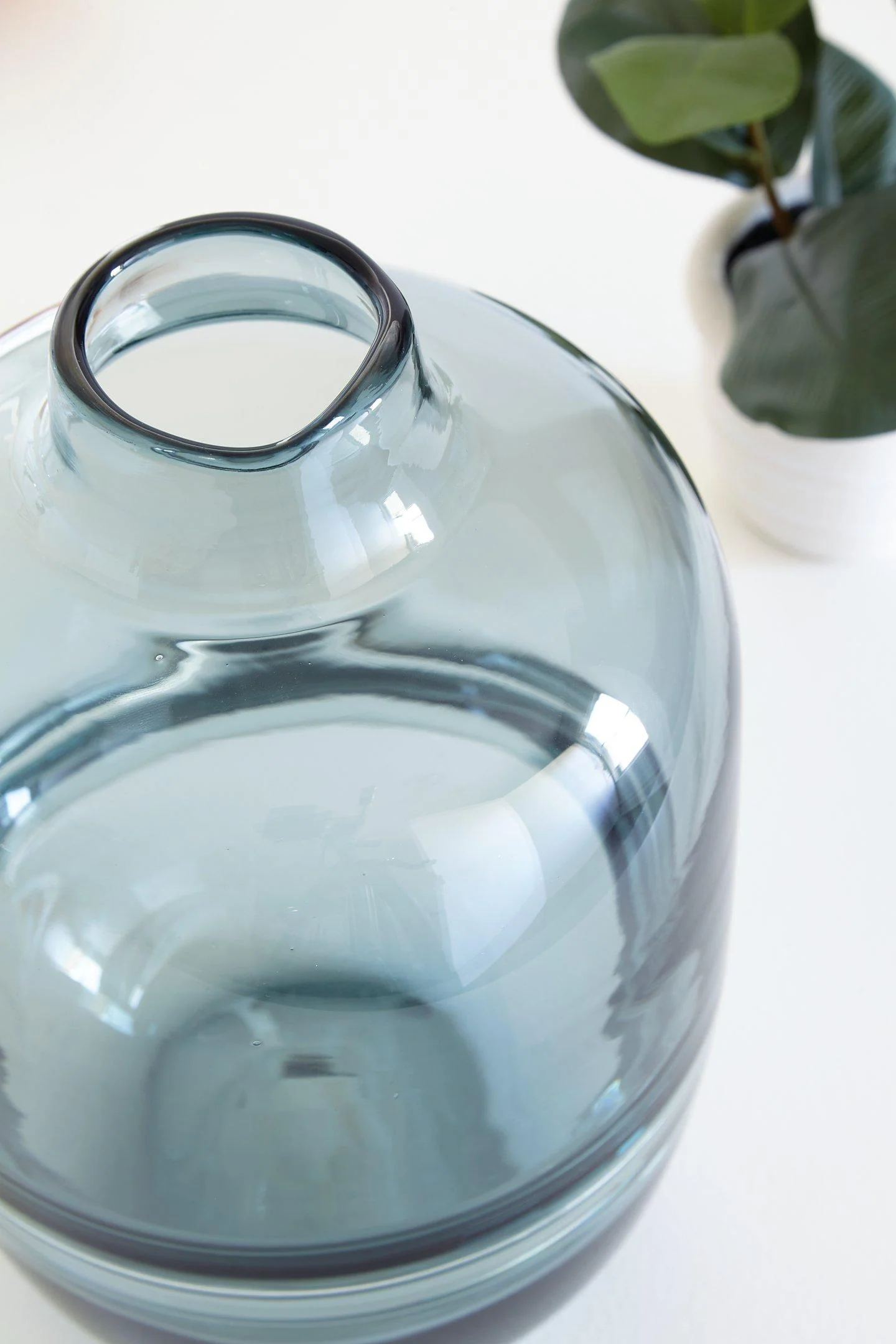 Lemmitt Vase - Image 11