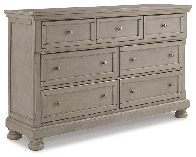 Lettner Dresser and Mirror - Image 5