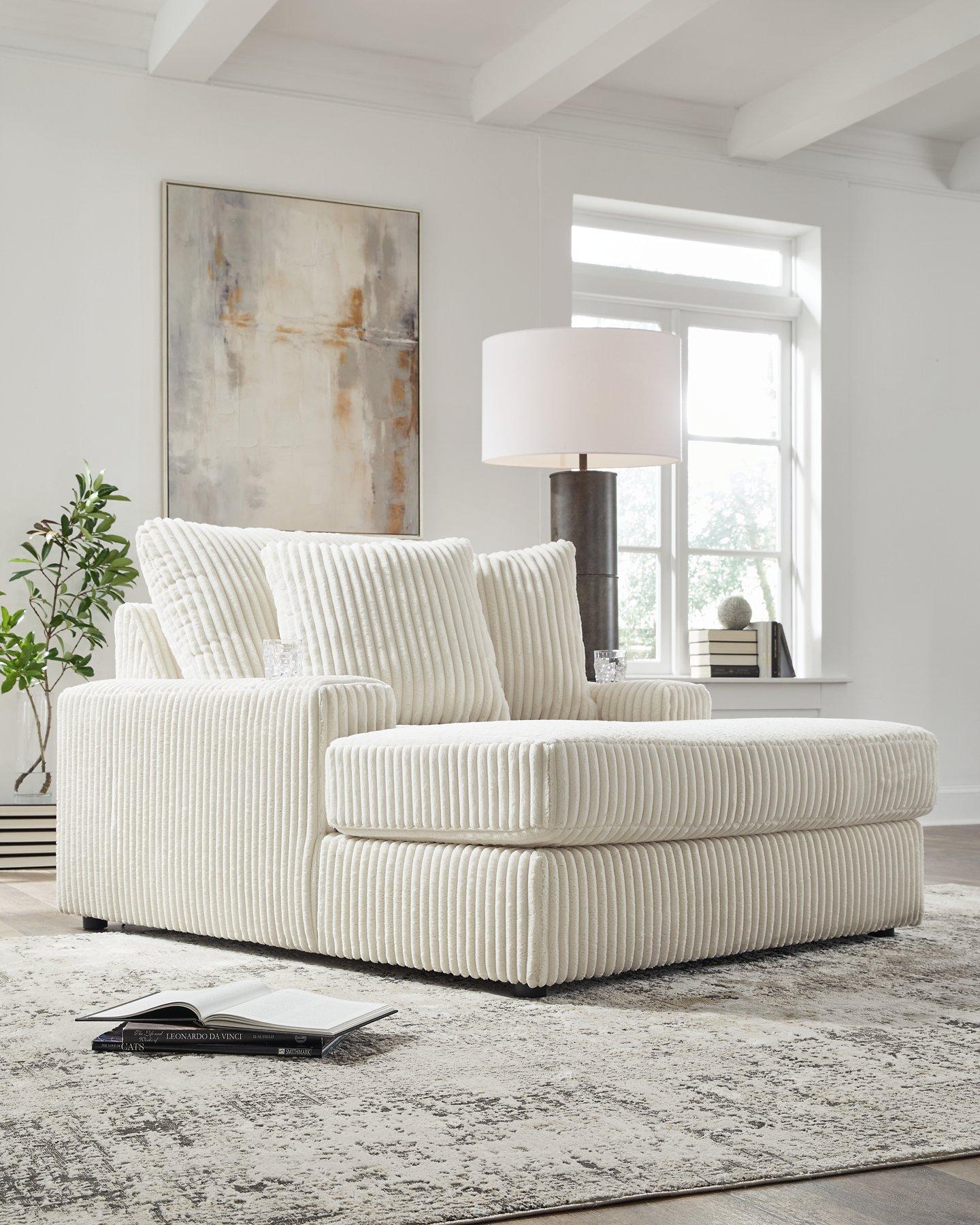 Lindyn Chaise - Image 10