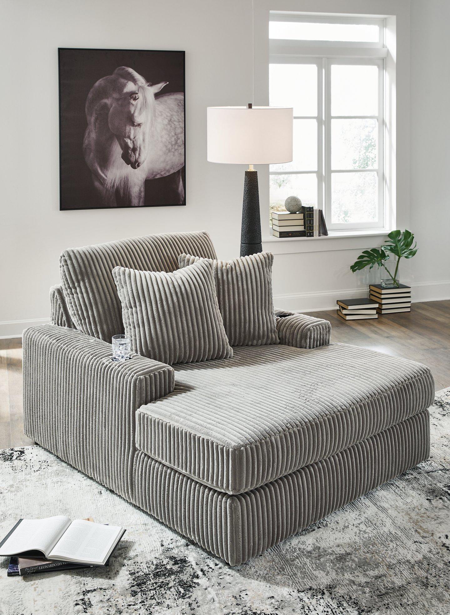Lindyn Chaise - Image 21