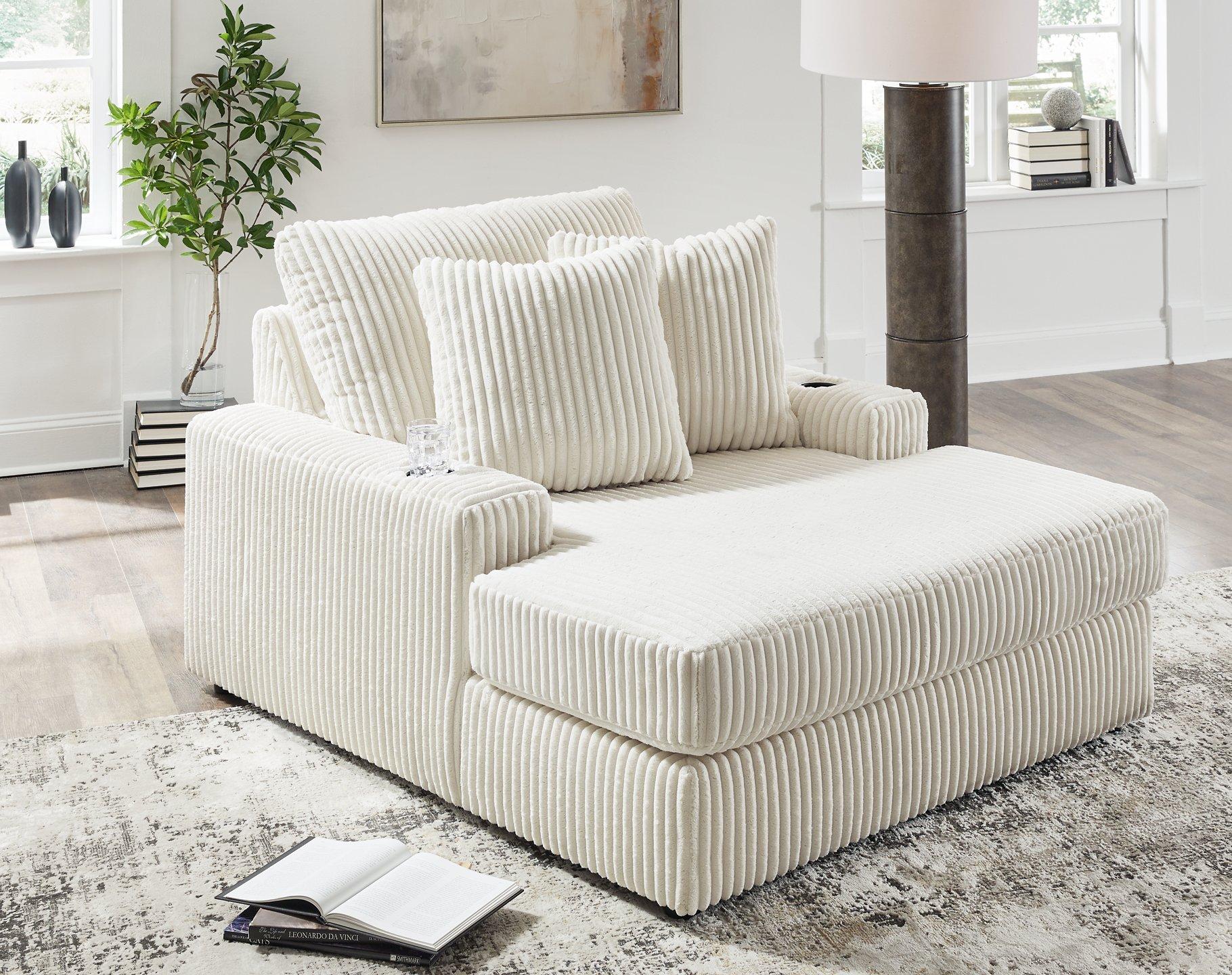 Lindyn Chaise - Image 9