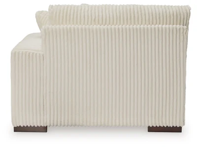 Lindyn Sectional with Chaise - Image 47