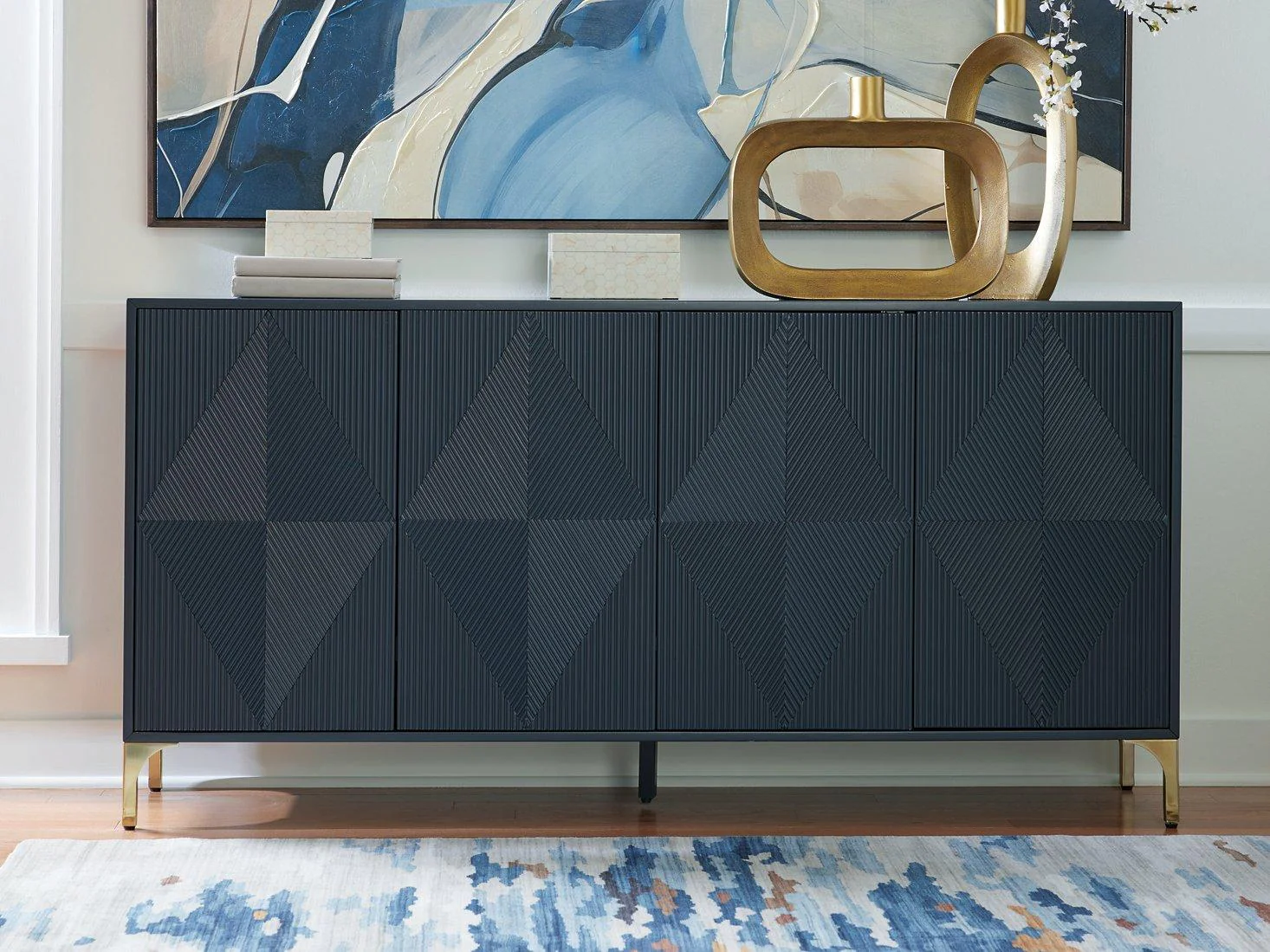 Loirwick Accent Cabinet - Image 2