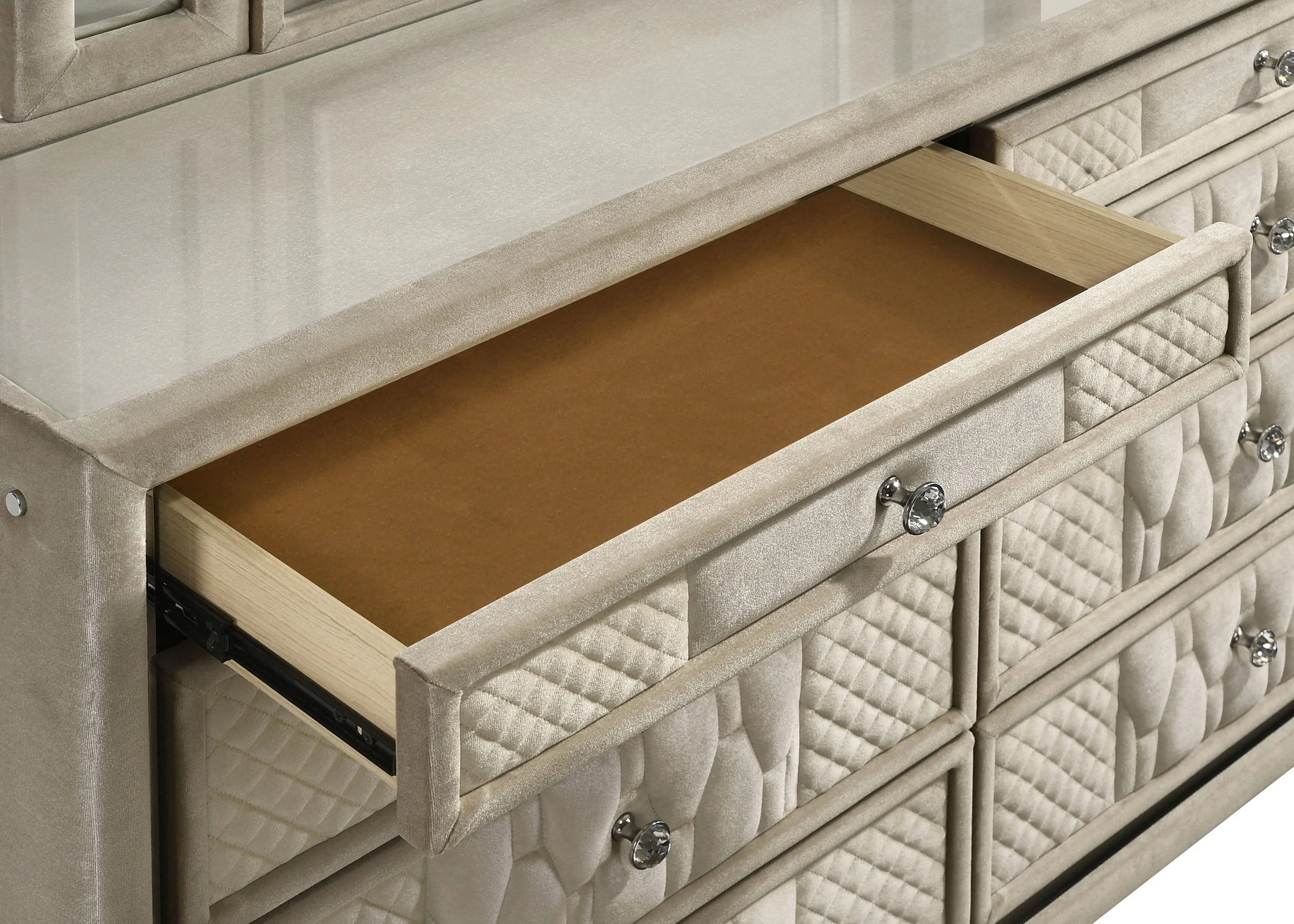 Lorient LED Dresser - Image 10