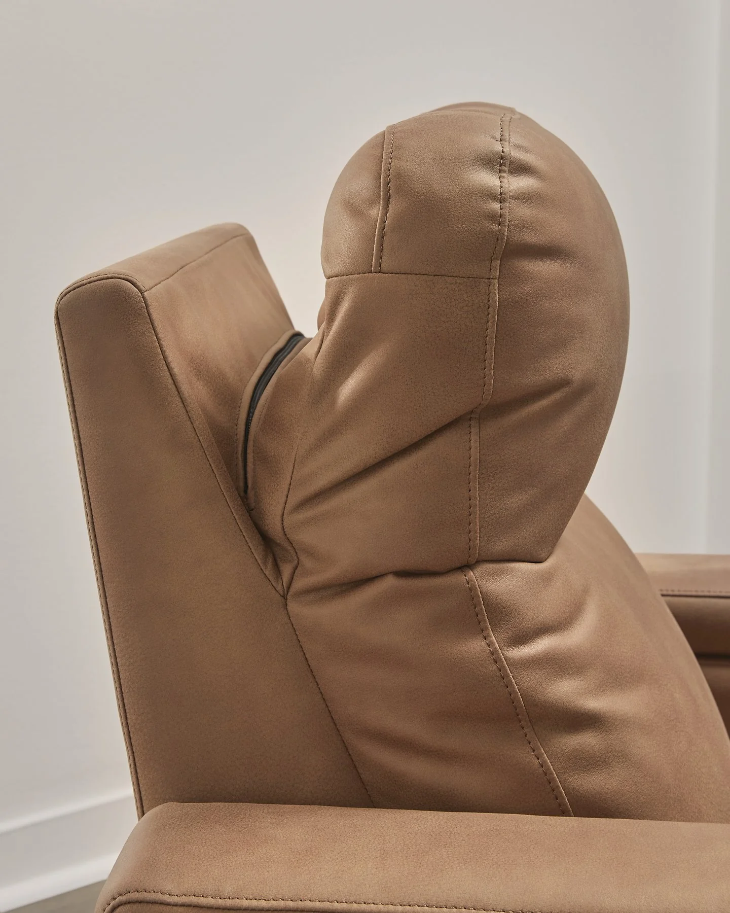 Lorrenton Power Glider Recliner with Audio System - Image 11