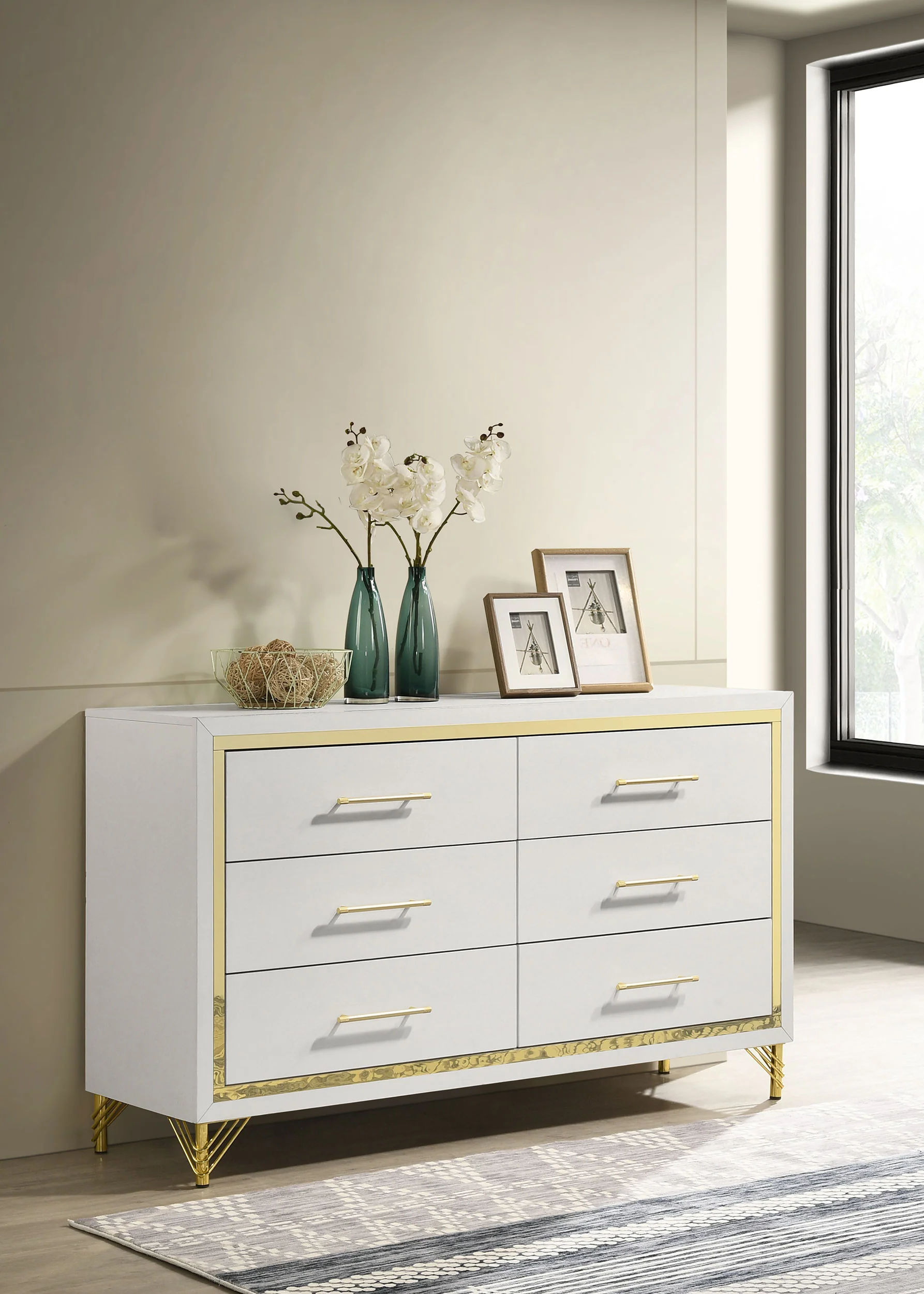 Lucia Dresser - Image 16