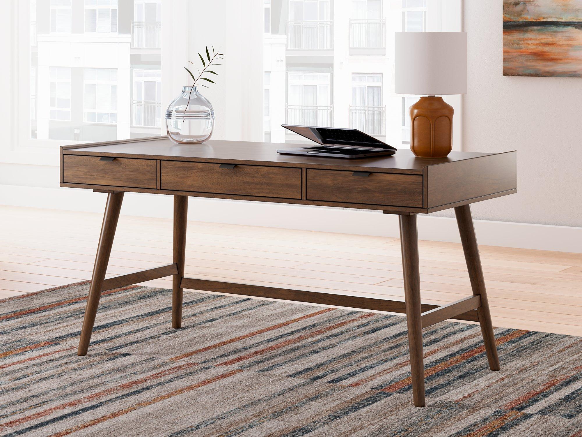 Lyncott Home Office Set - Image 18