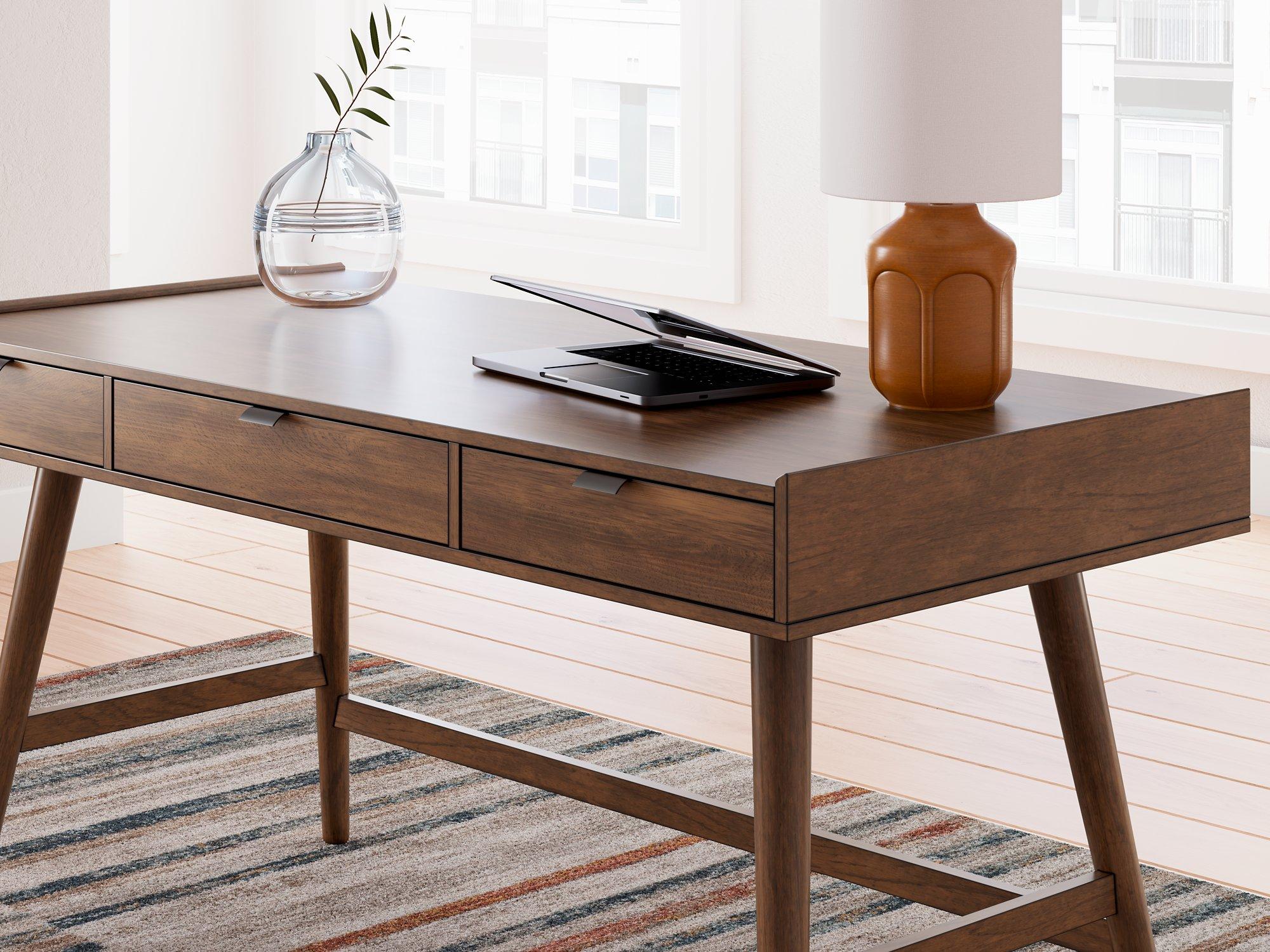 Lyncott Home Office Set - Image 19