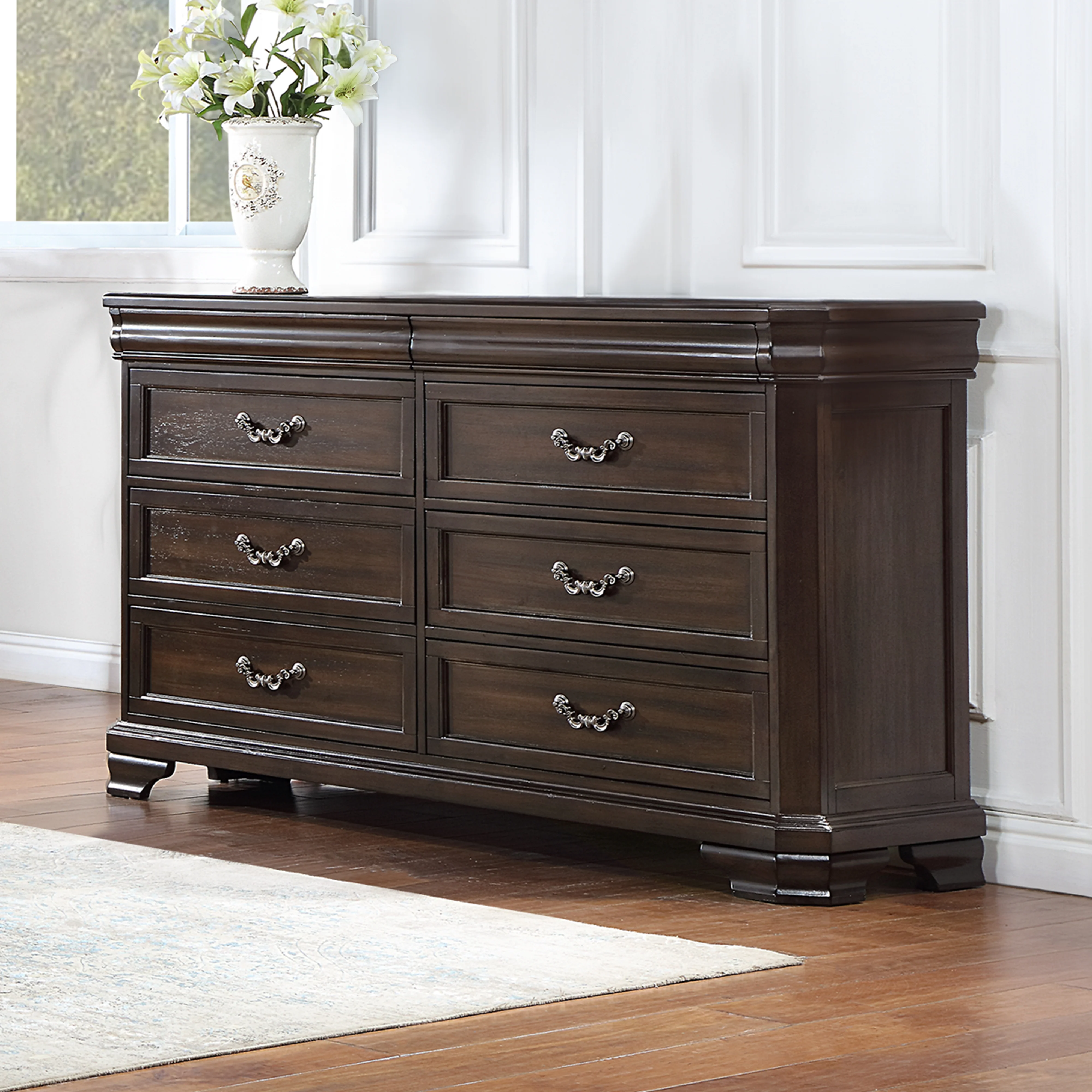 Lyndhurst Dresser- Walnut - Image 7