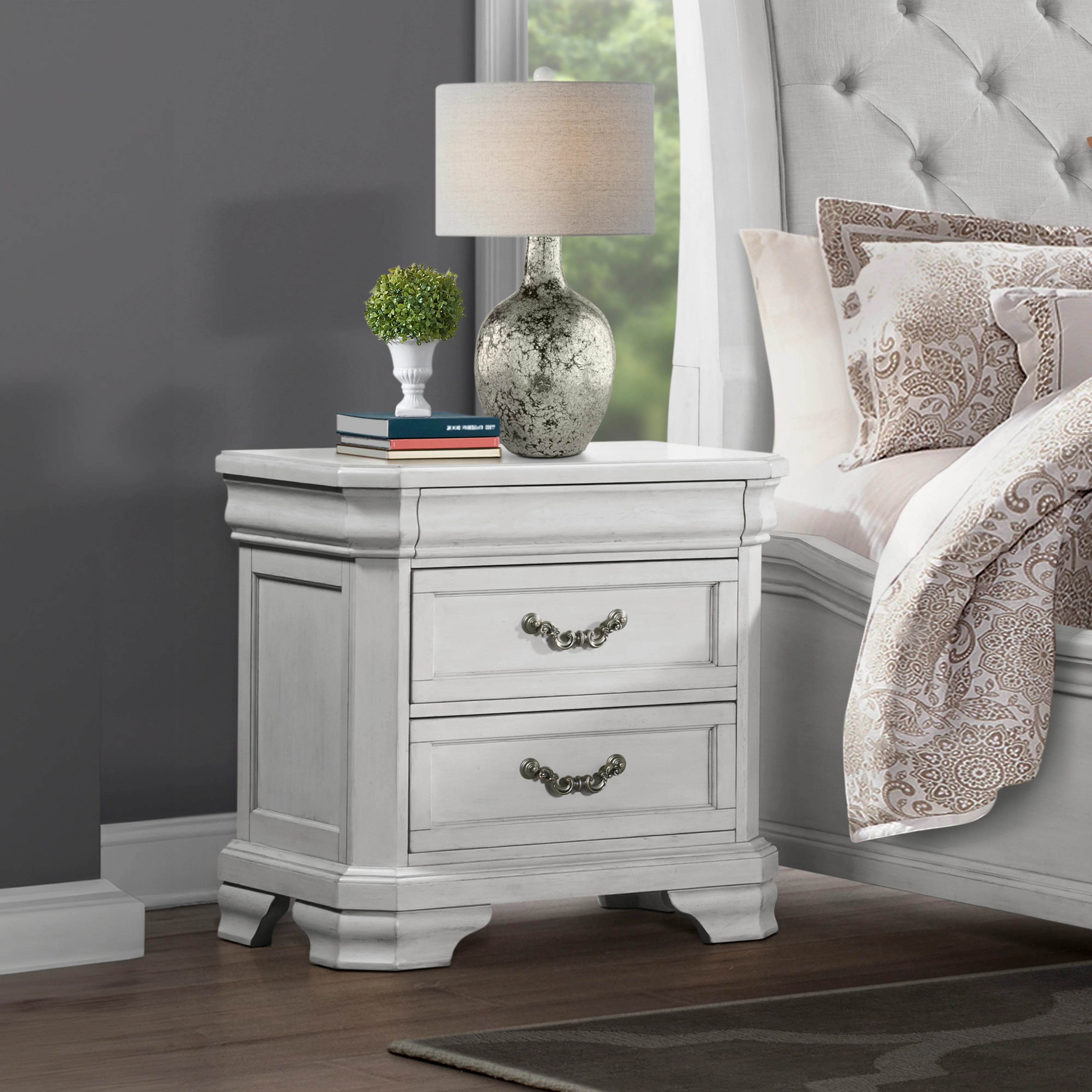 Lyndhurst Nightstand- Vintage White - Image 9