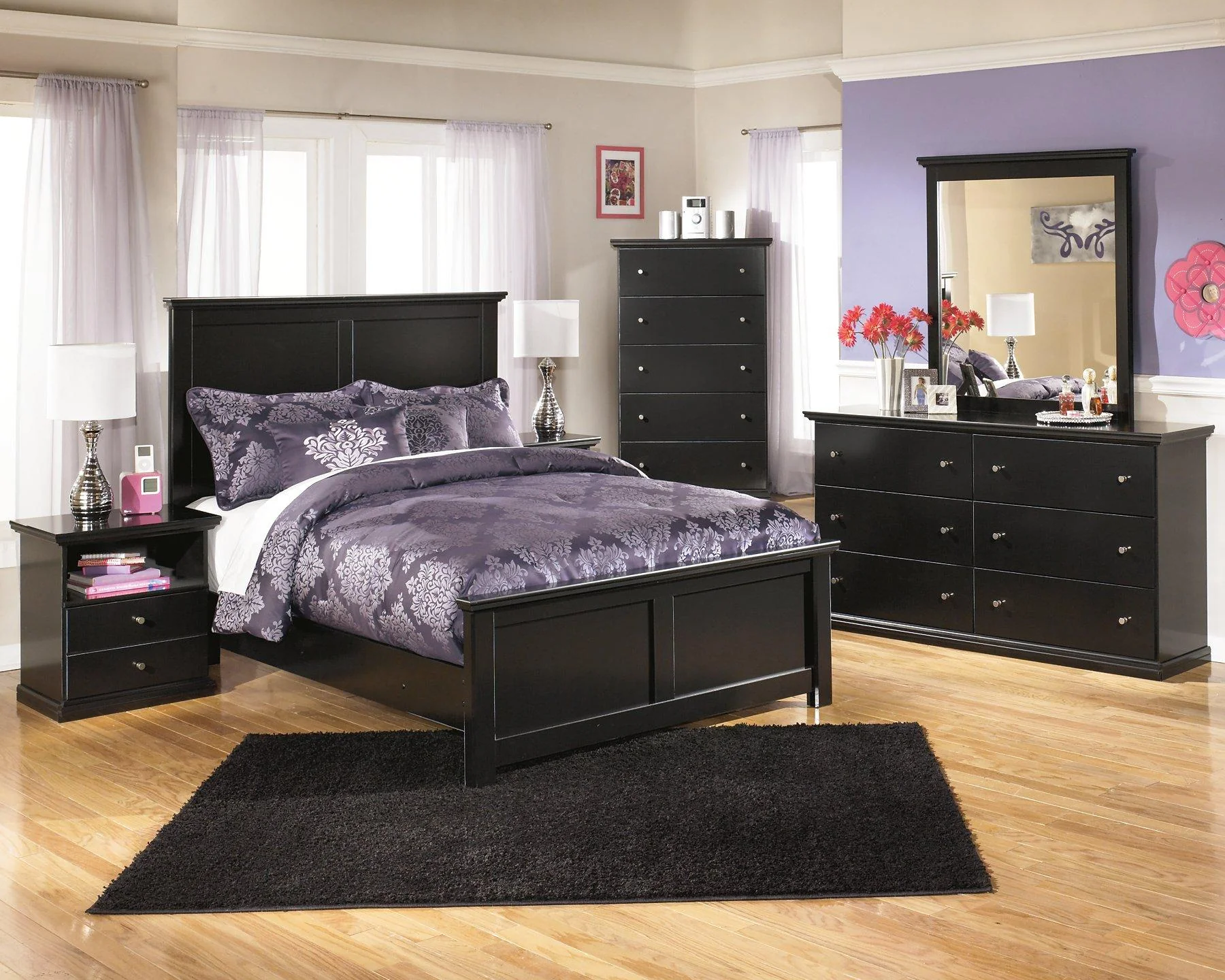 Maribel Dresser - Image 11