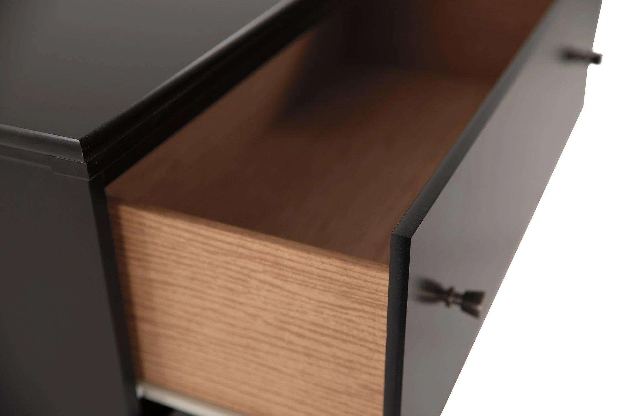 Maribel Dresser - Image 6