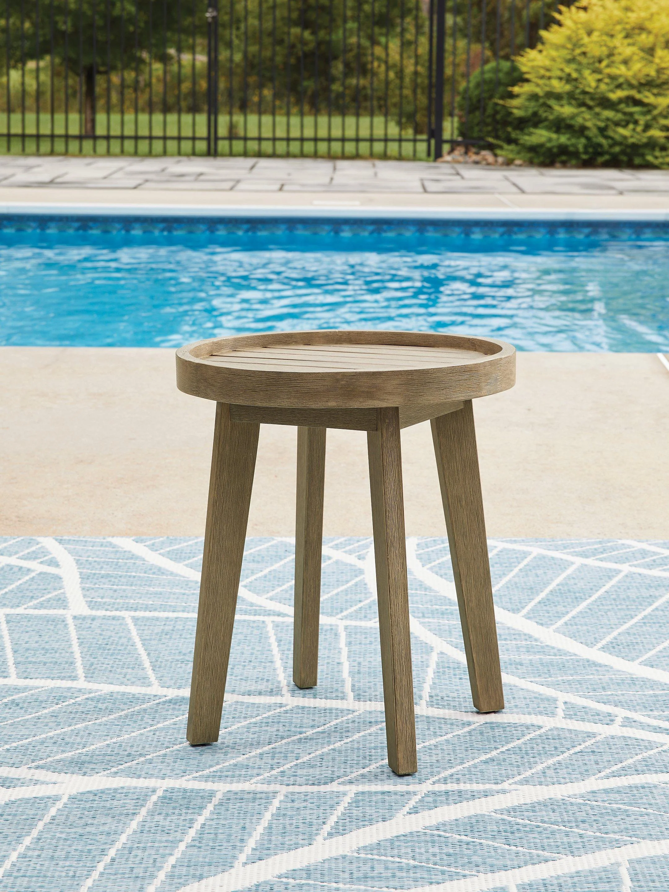 Marina Sun Outdoor End Table - Image 2