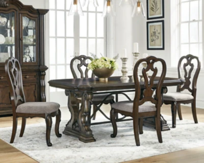 Maylee Dining Room Set