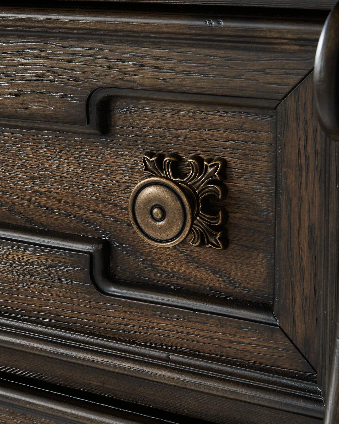 Maylee Dresser - Image 11
