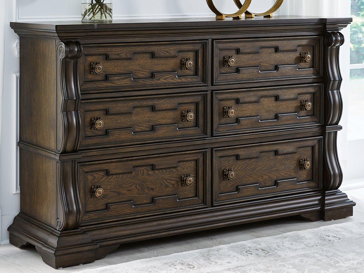 Maylee Dresser - Image 2