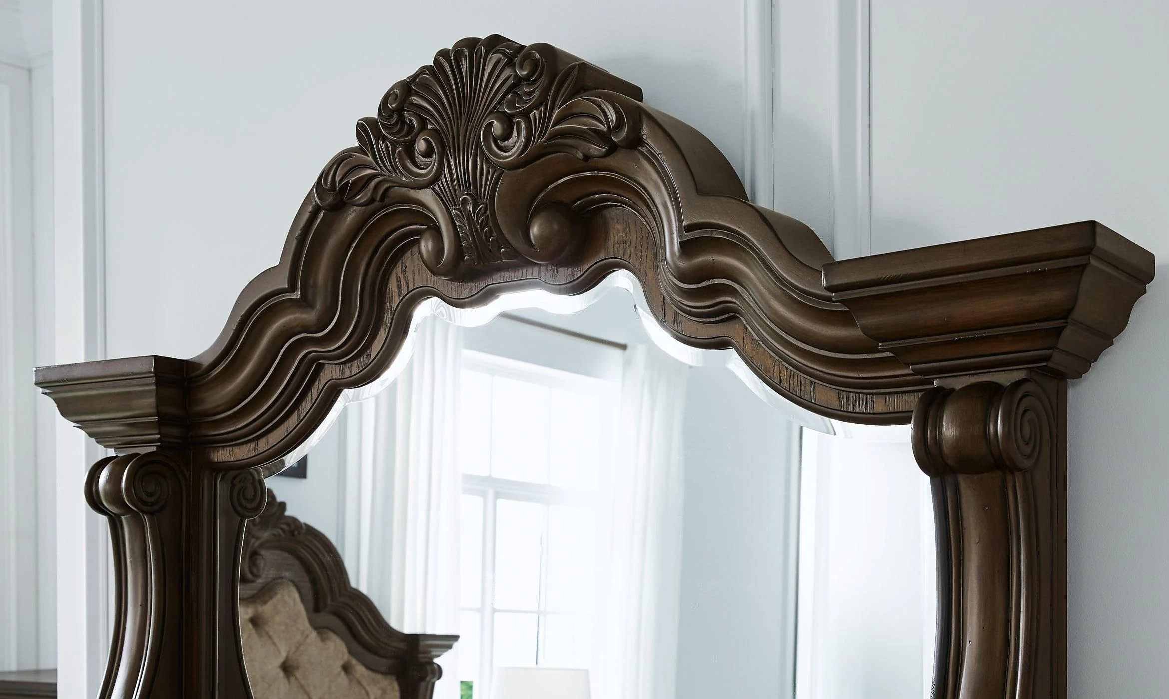 Maylee Dresser and Mirror - Image 16