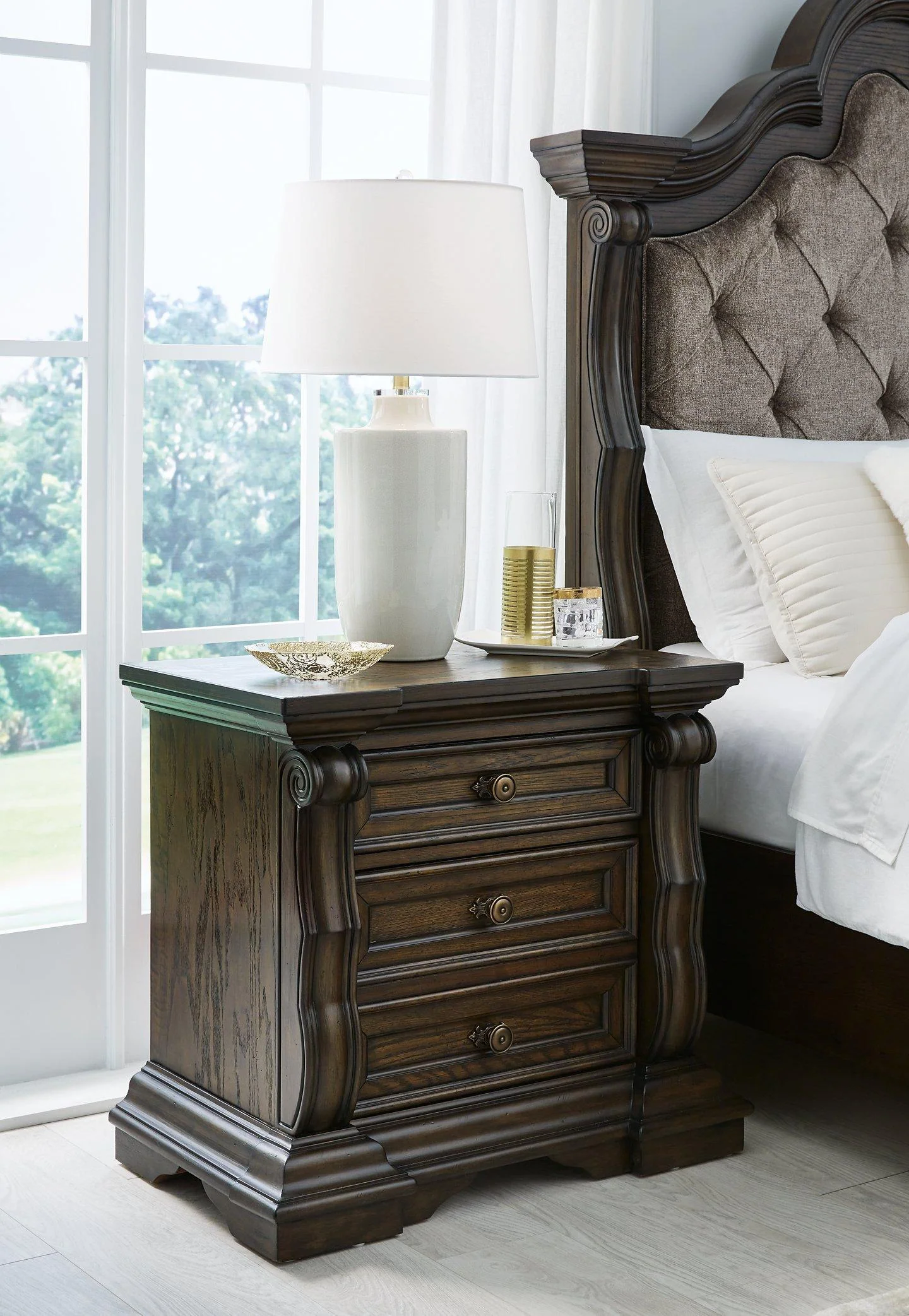 Maylee Nightstand - Image 5