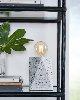 Maywick Table Lamp Set - Image 3