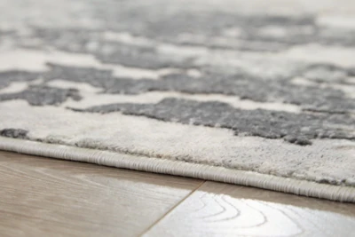Mazatl 5'3" x 7'3" Rug - Image 5