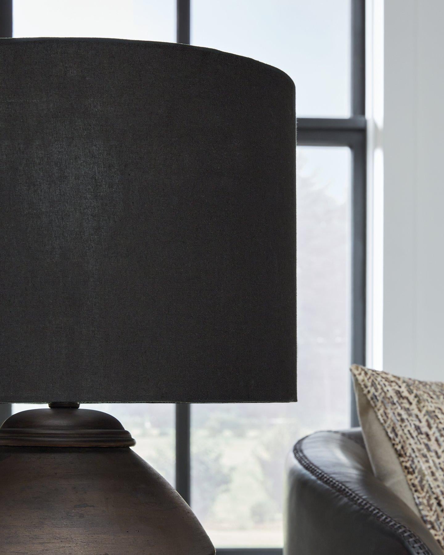 Naareman Table Lamp - Image 5