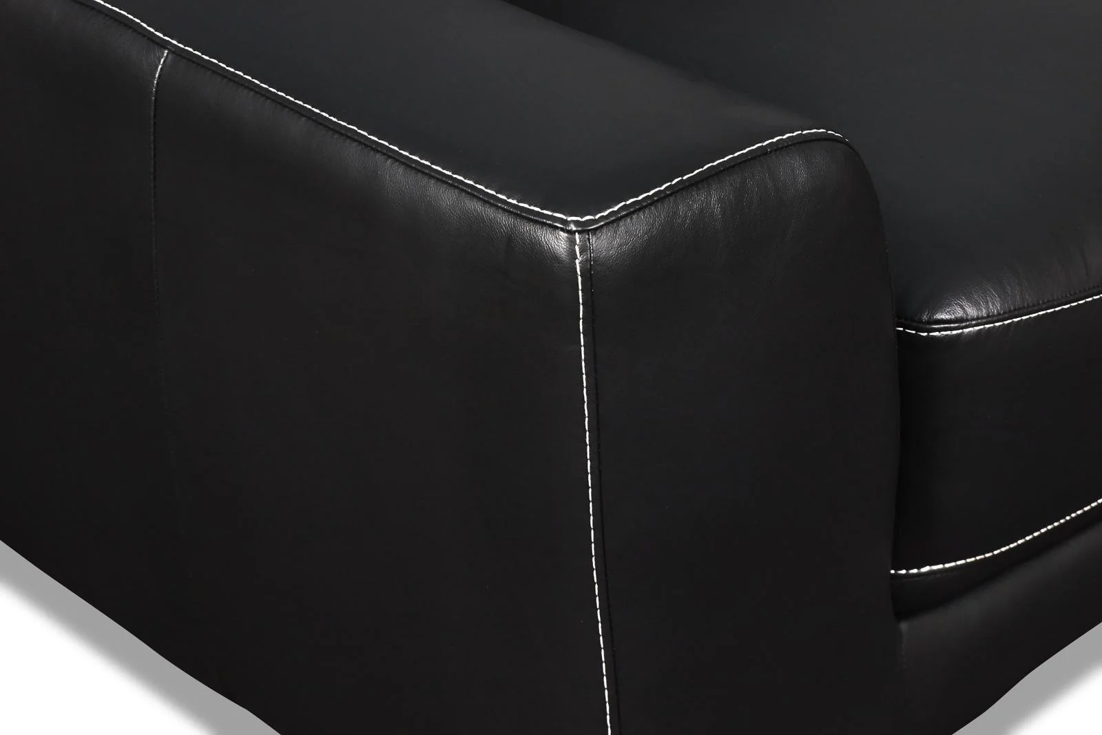 New Classic Carrara Sofa in Black - Image 4