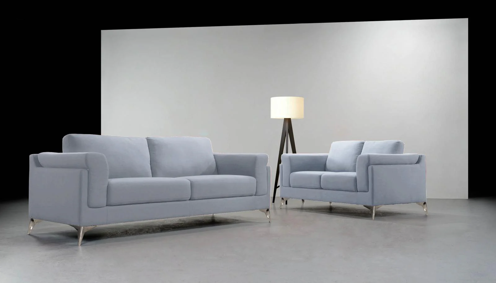 New Classic Donovan Sofa in Dawn - Image 5