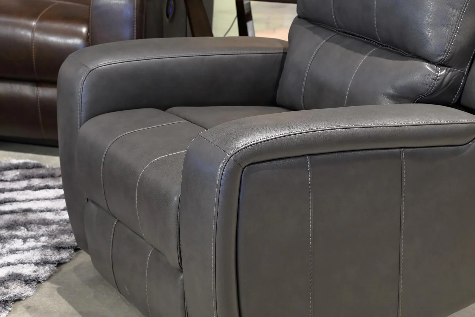 New Classic Furniture Linton Glider Recliner in Gray - Image 2