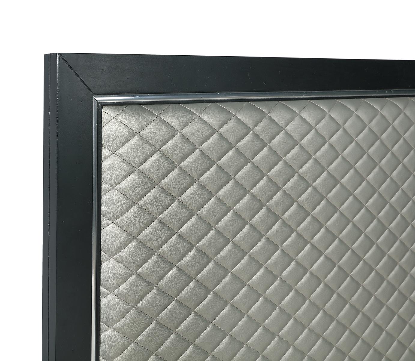 New Classic Furniture Luxor King Panel Bed in Black/Silver - Image 5
