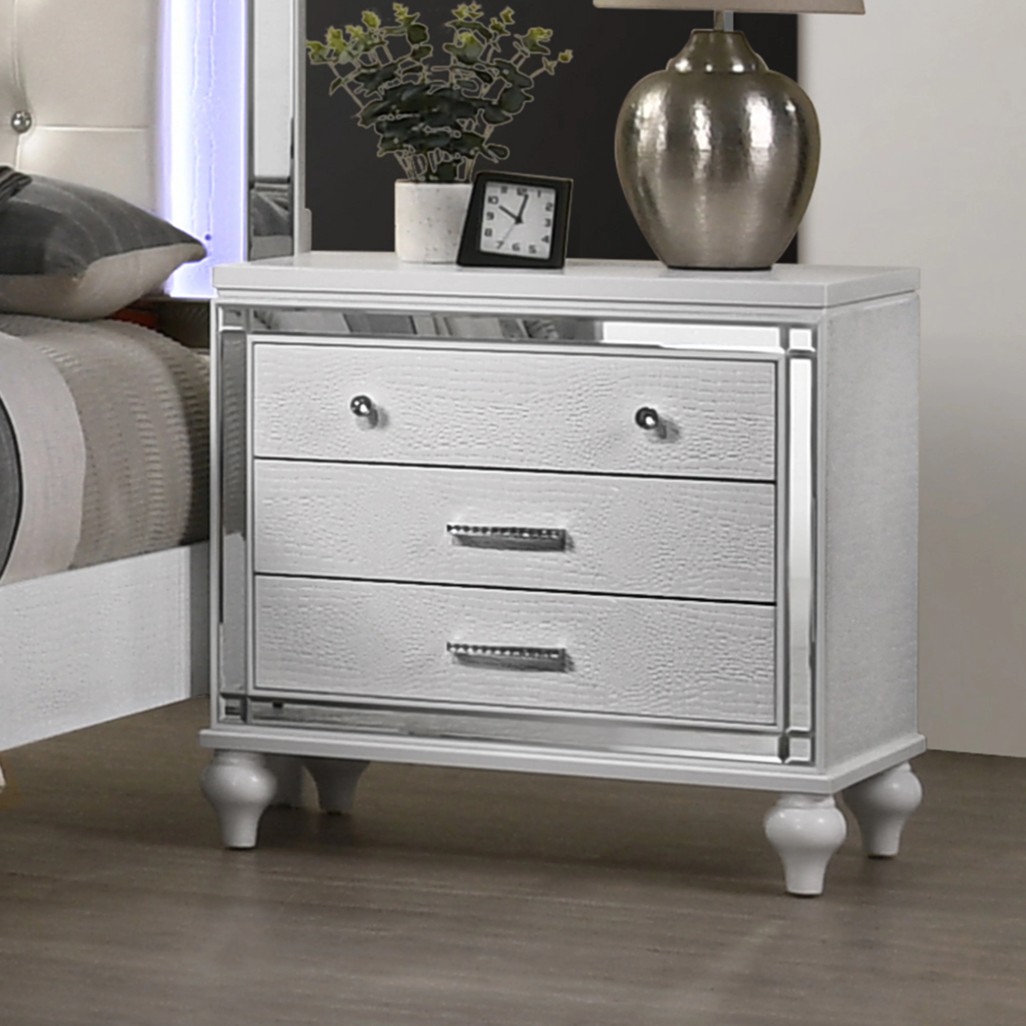 Valentino Nightstand-White - Image 7