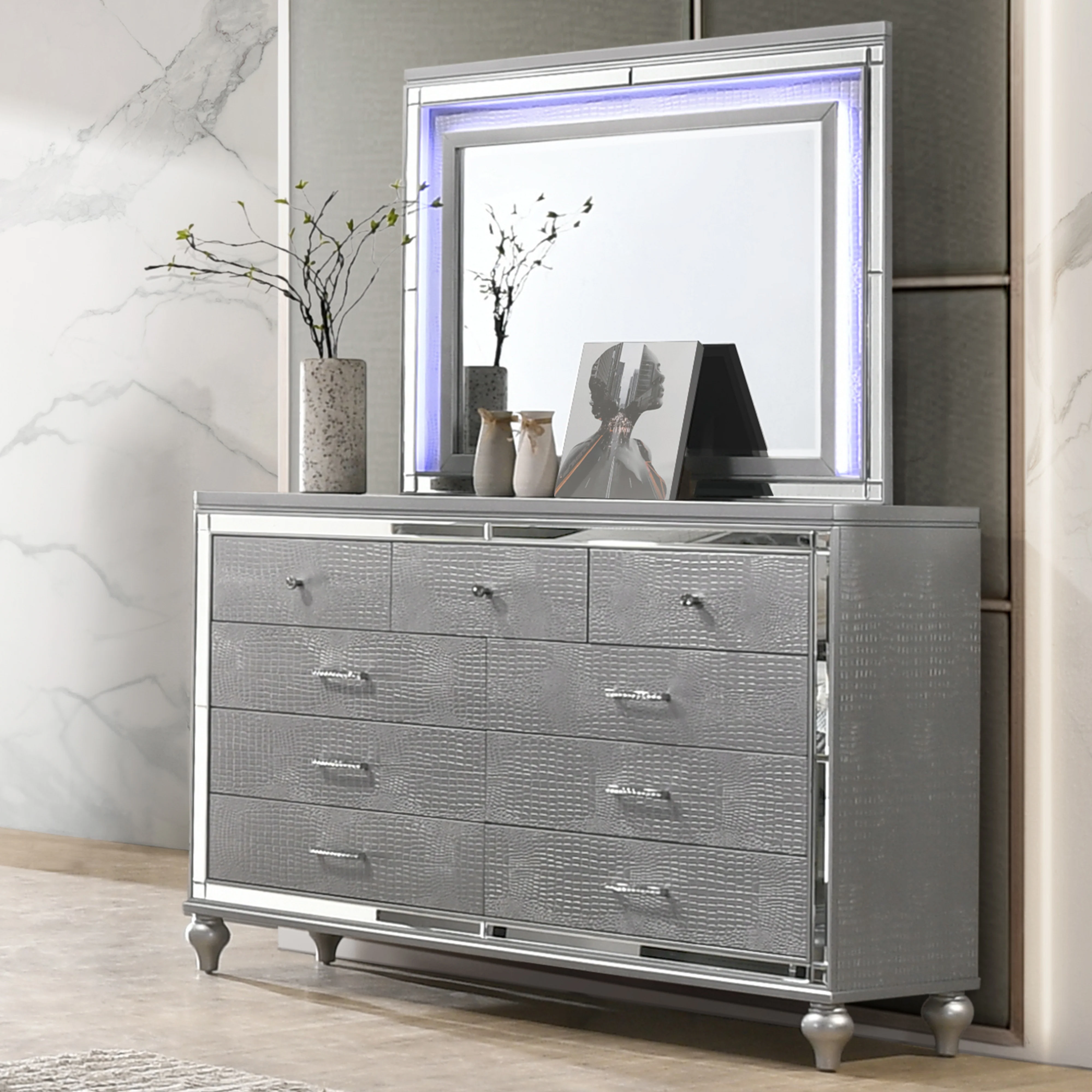 Valentino Lighted Mirror-Silver - Image 6