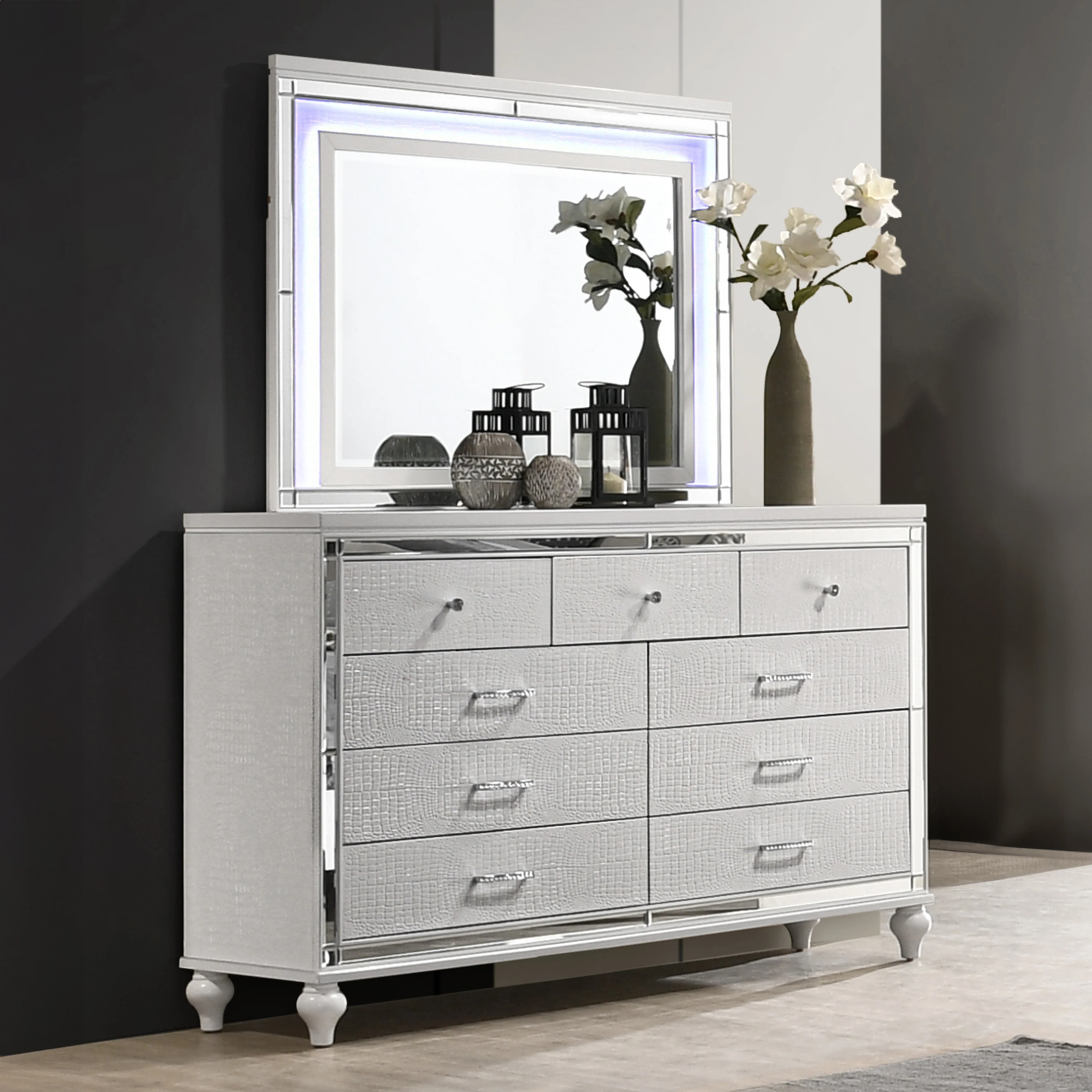 Valentino Lighted Mirror-White - Image 6