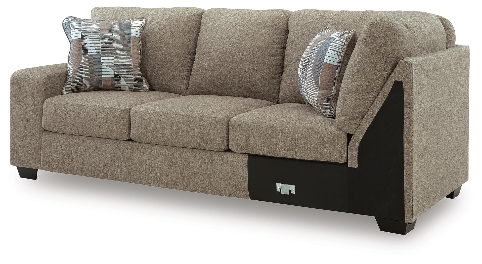 Newellen Sleeper Sectional with Chaise - Image 8