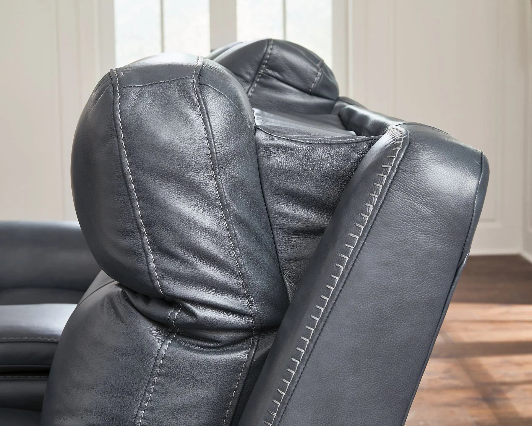 Next Move Power Reclining Sofa - Image 6
