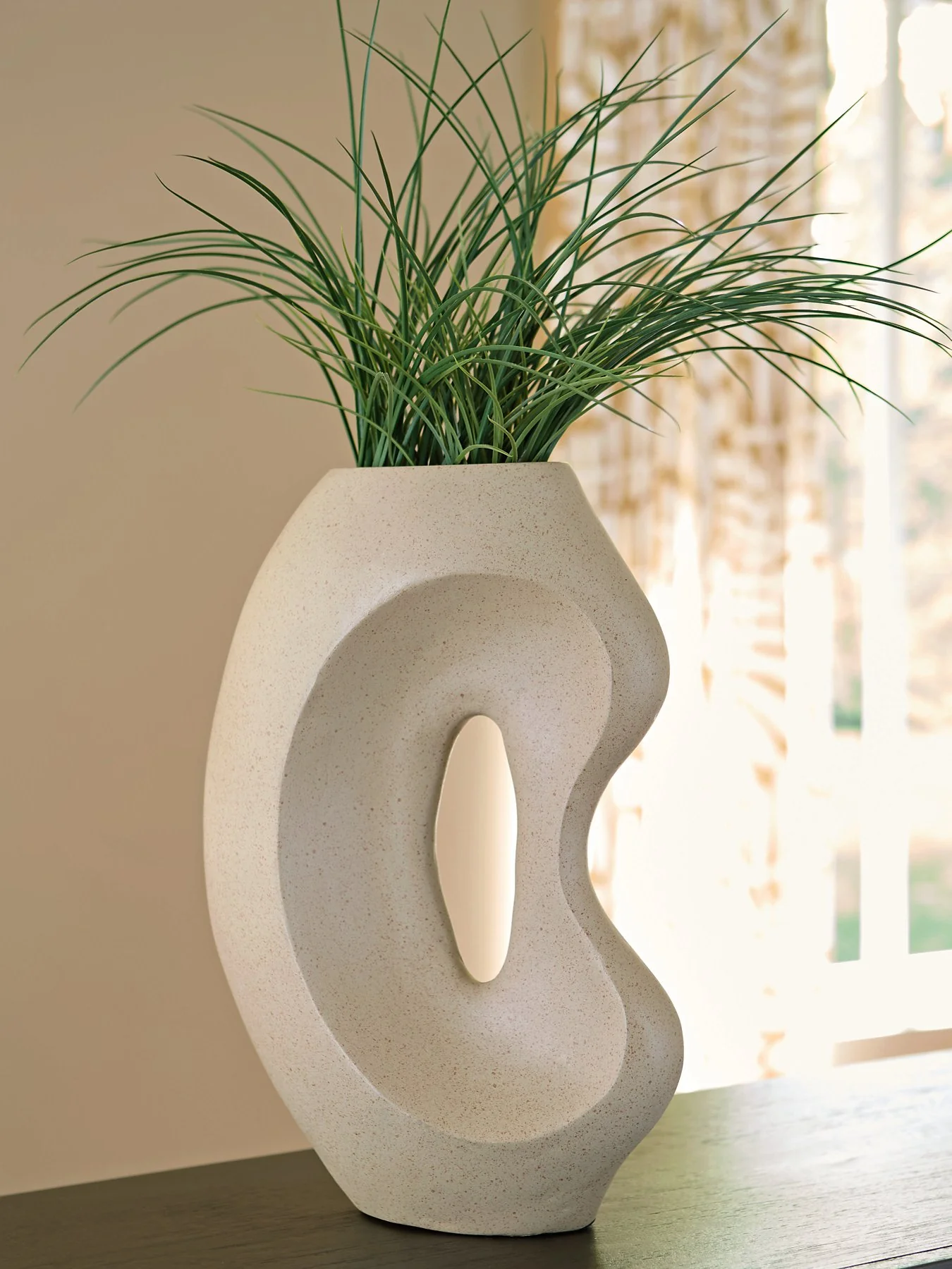Odion Vase - Image 7