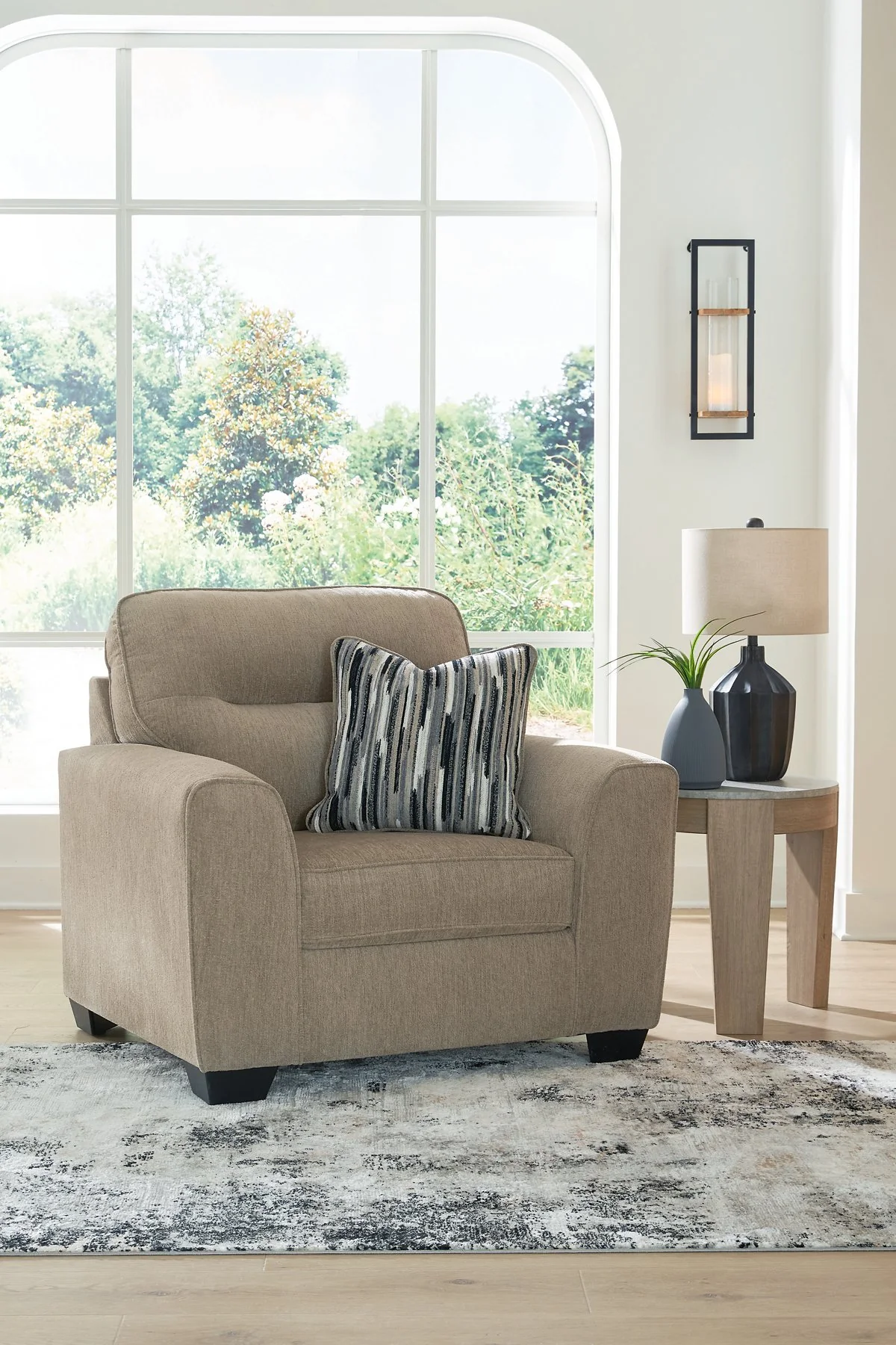 Olten Oversized Chair - Image 7