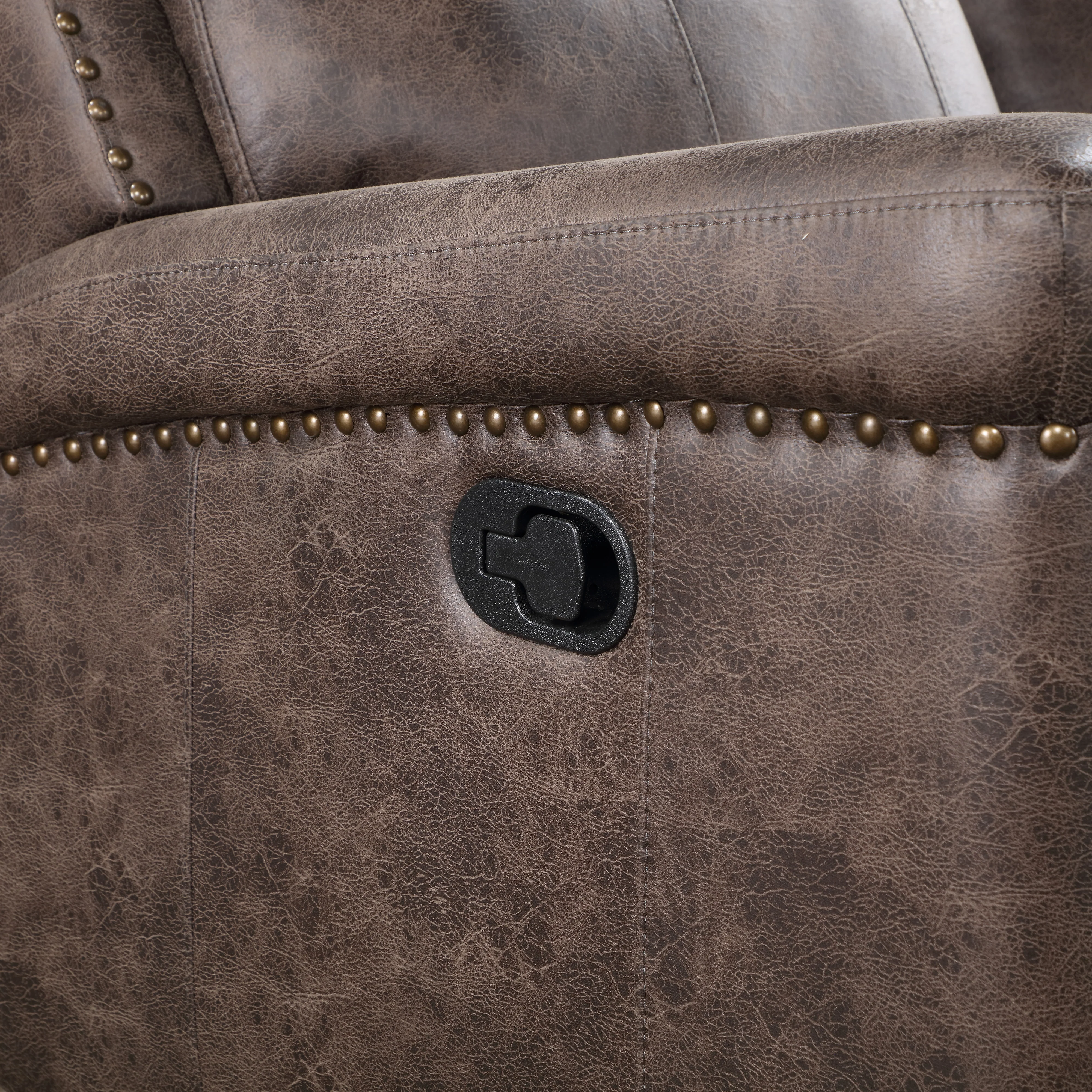 Quade Console Loveseat W/ Dual Recliners-Mocha - Image 8