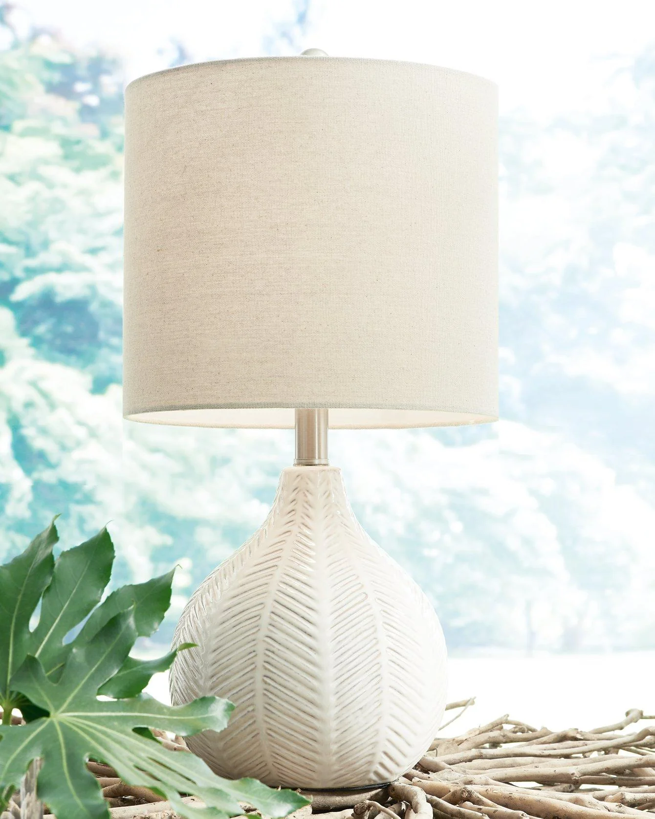 Rainermen Table Lamp - Image 2