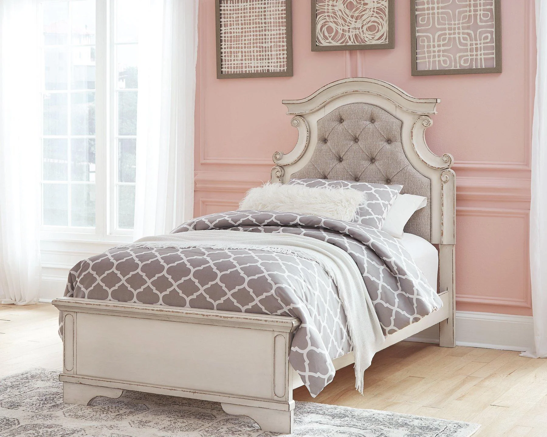 Realyn Bed - Image 22