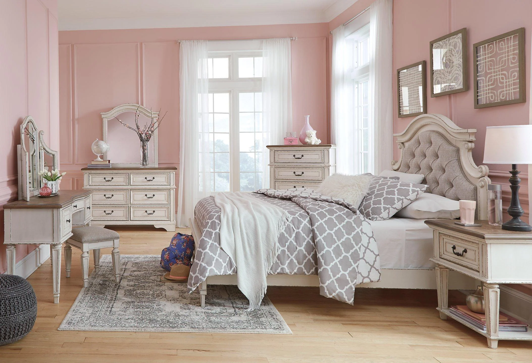 Realyn Bed - Image 31