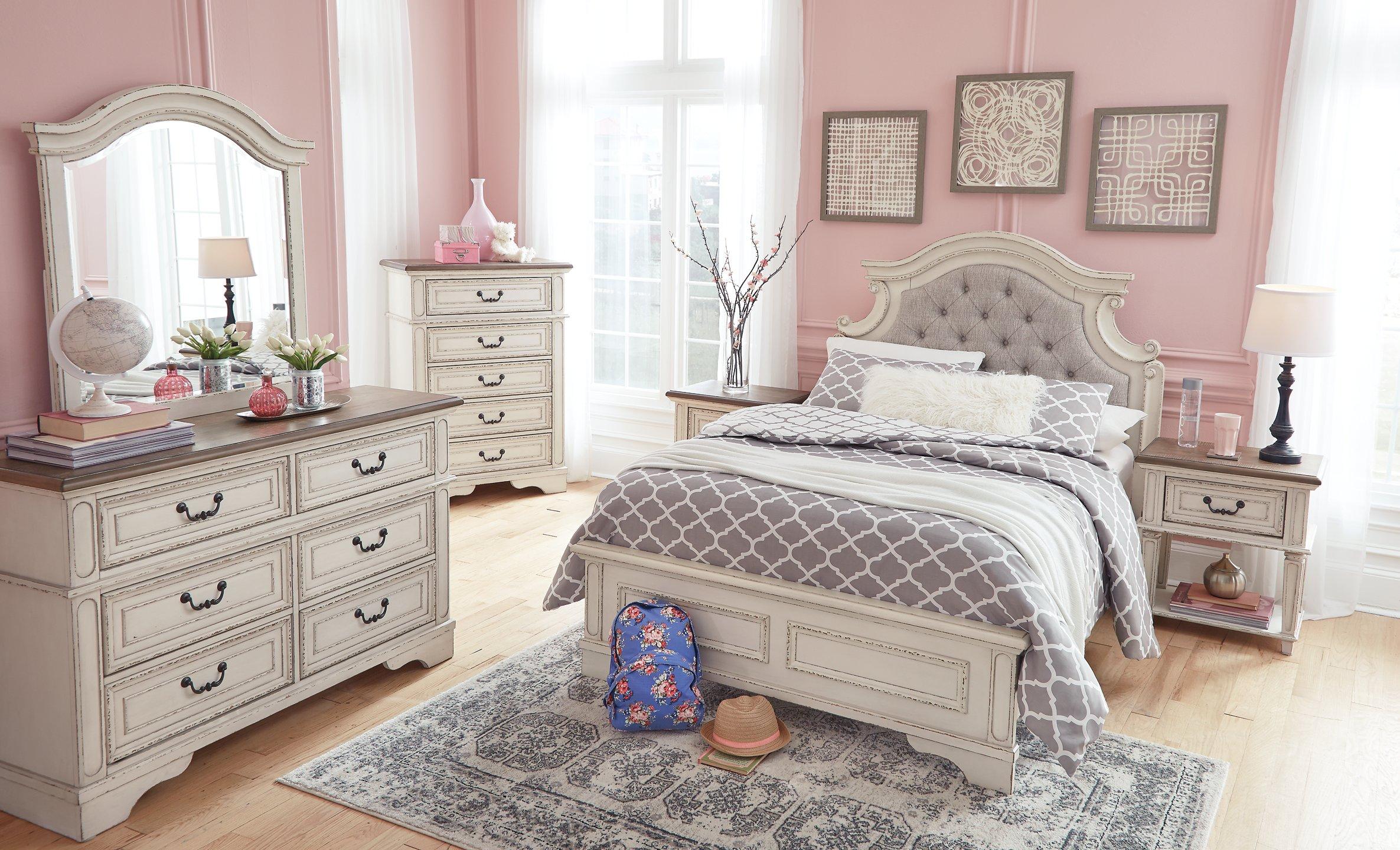 Realyn Bed - Image 33